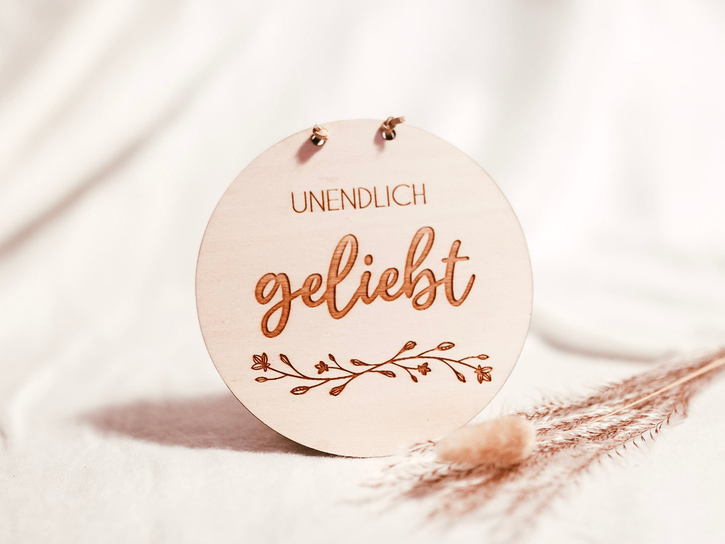Holzschild "Undendlich geliebt"