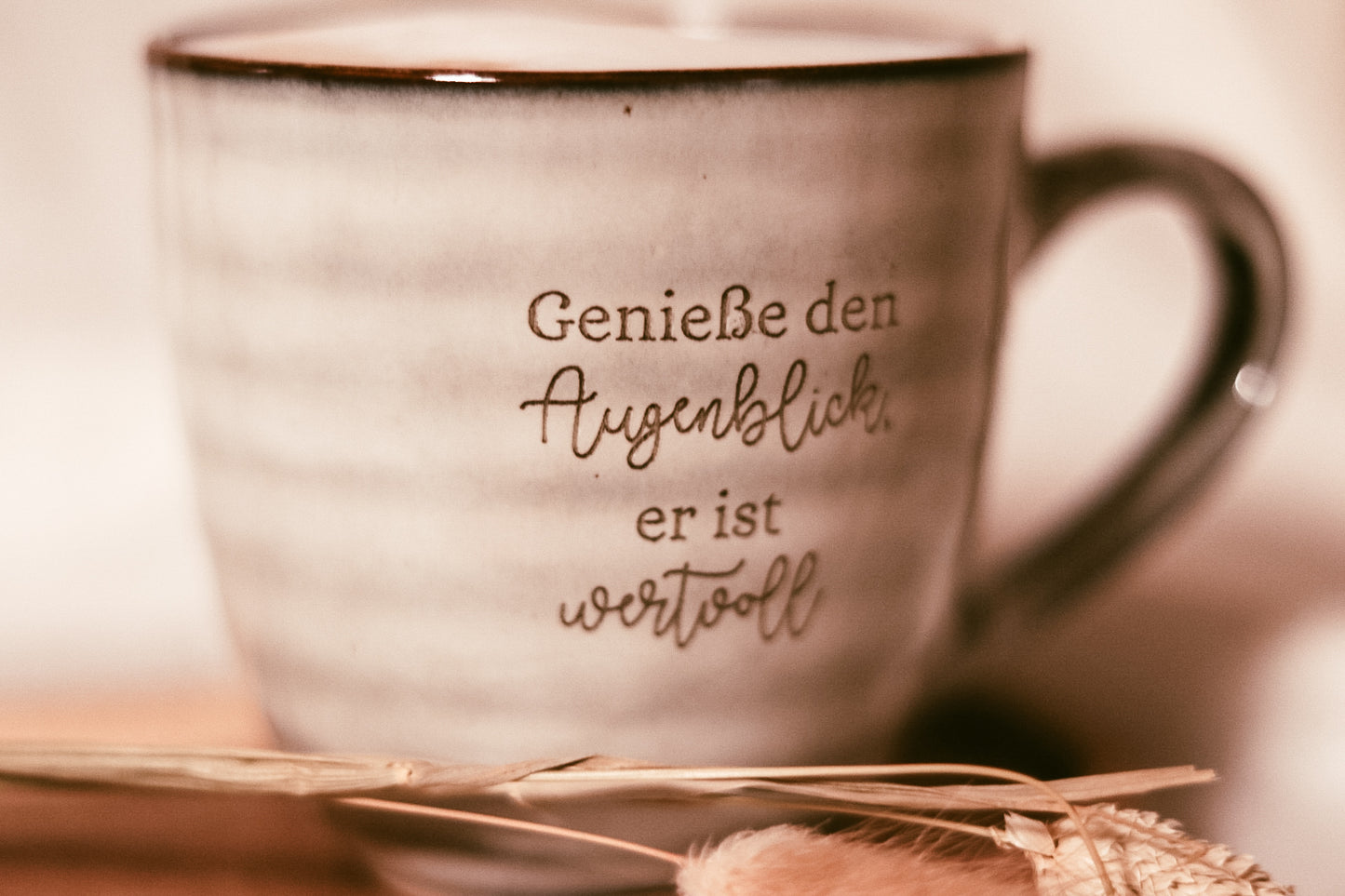 Tasse | "Genieße den Augenblick, er ist wertvoll"