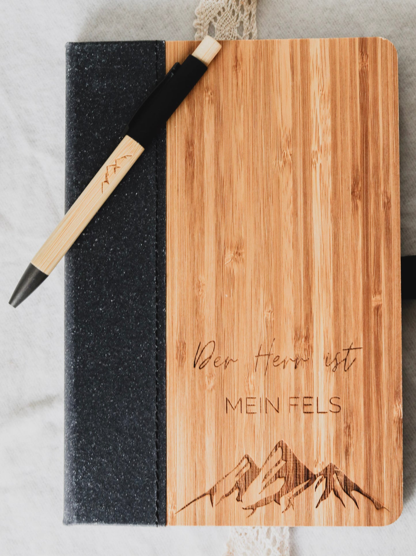 Notizbuch aus Bambus -DER HERR IST MEIN FELS-