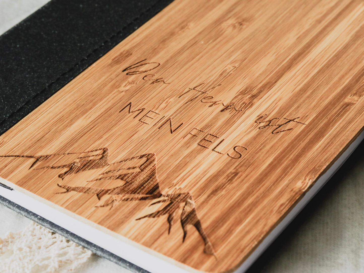 Notizbuch aus Bambus -DER HERR IST MEIN FELS-