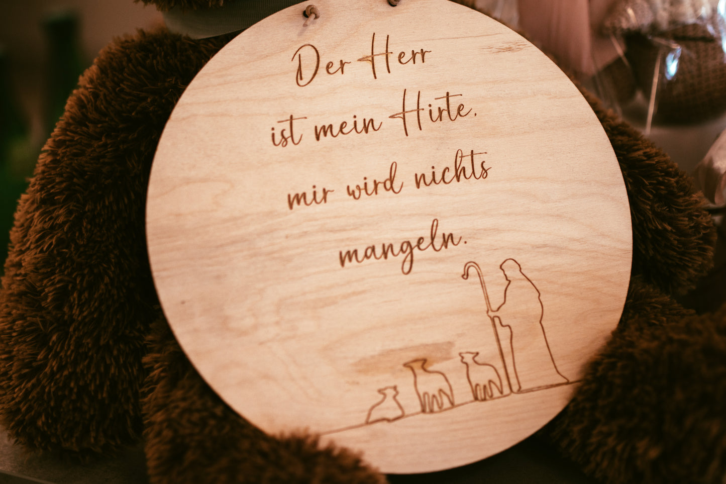 Holzschild: Der Herr ist mein Hirte