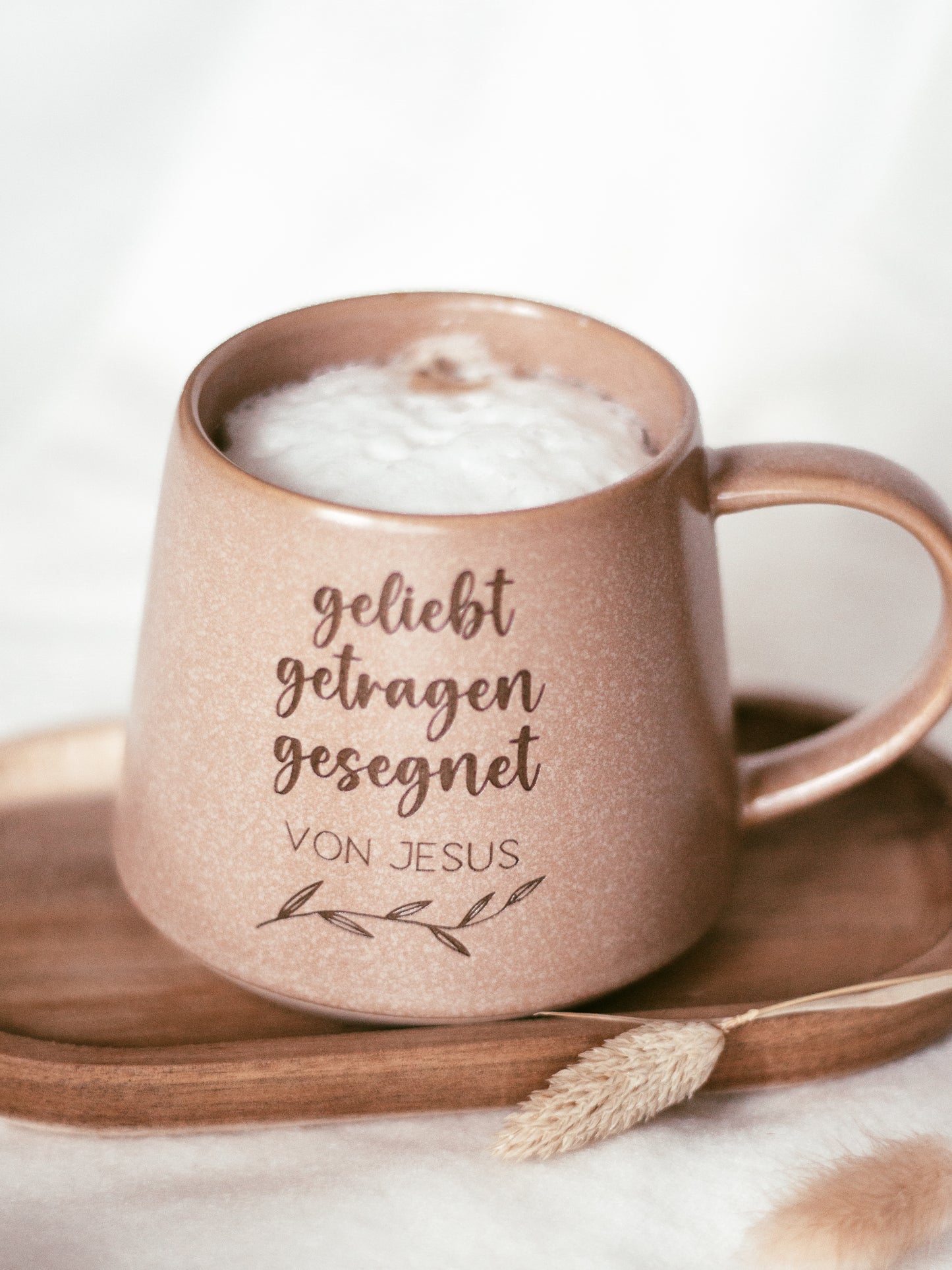 Tasse | "geliebt getragen gesegnet von Jesus"