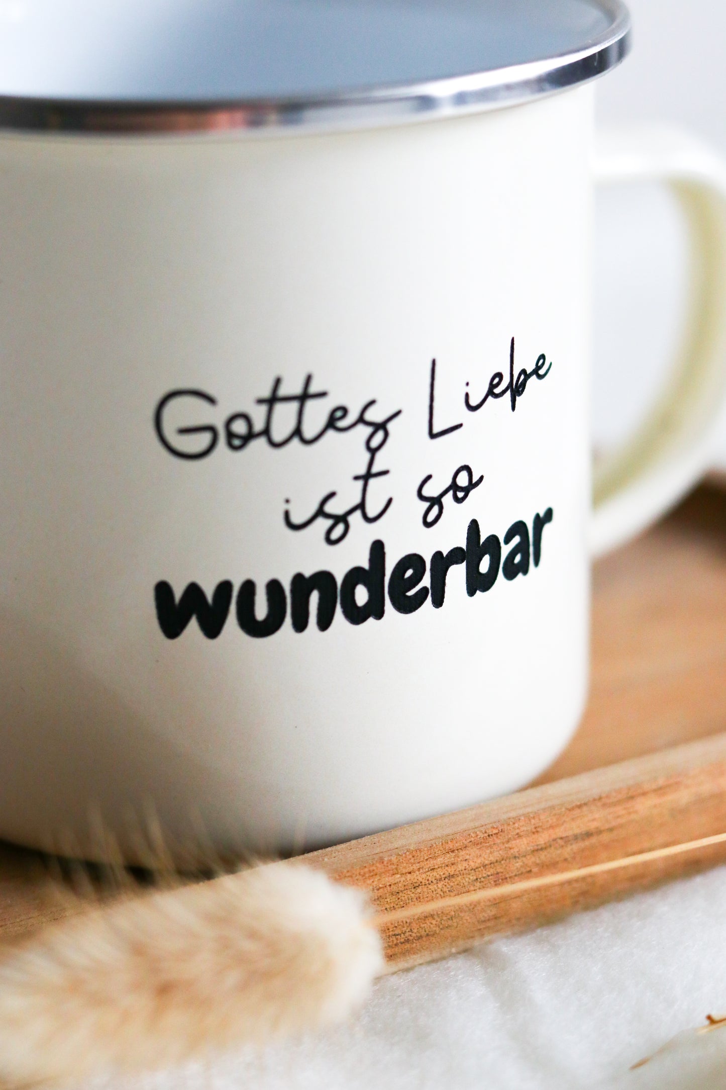 Emaille-Tasse | Gottes Liebe ist so wunderbar
