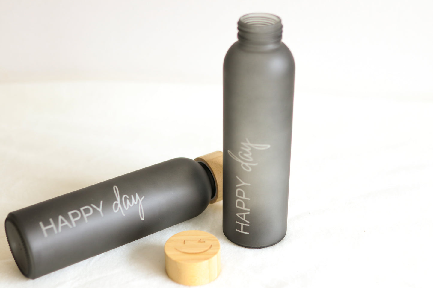 Wasserflasche Glas 500 ml - HAPPY DAY