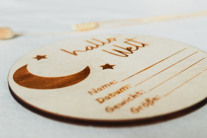 Holzschild zur Geburt