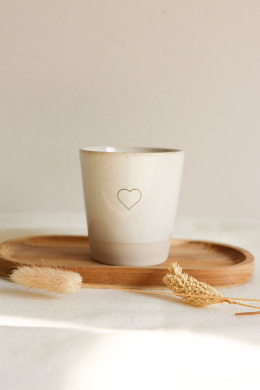 Espresso-Becher Beige mit Herzgravur limitiert
