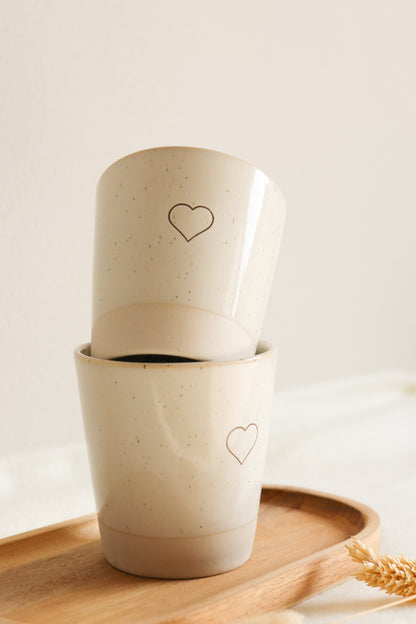 Espresso-Becher Beige mit Herzgravur limitiert
