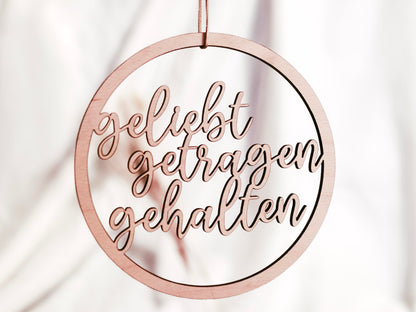 Holzkranz | geliebt getragen gehalten